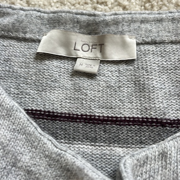 Loft Poncho - Picture 4 of 6